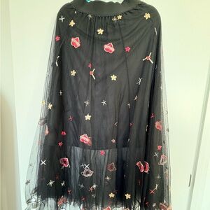 Chic Black Tulle Skirt with Floral Embroidery